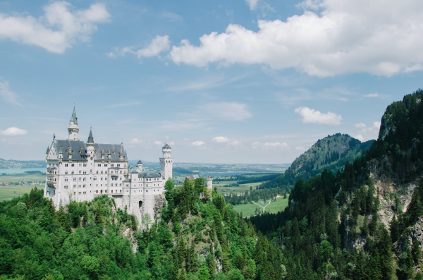 [會員限定] 12月8日 自助旅行德語！玩遍德國十大景點 - 第五回：德國十大美麗的城堡與皇宮（1）